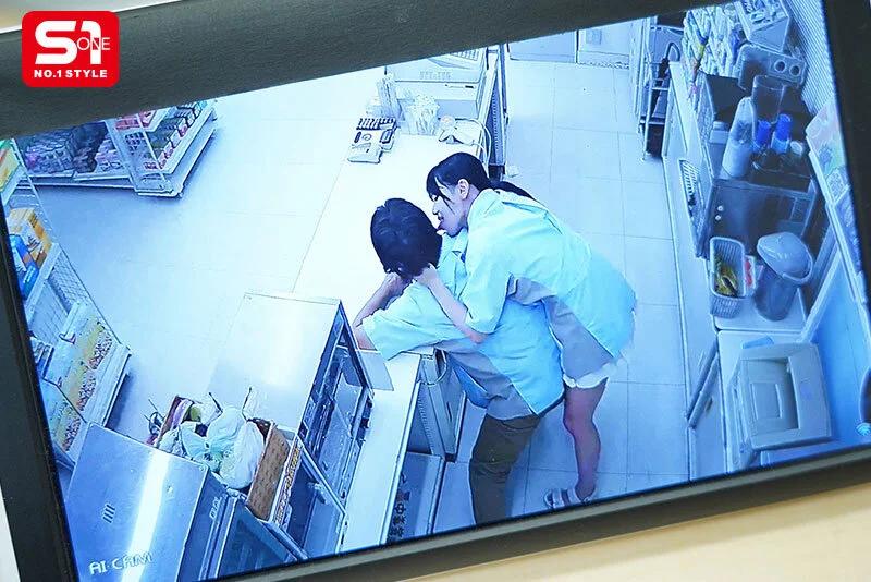 僕は生意気カワいい学生バイトに「ざぁこ」扱いされて 悔しいのにチ●ポフル勃起させて痴女ってくれるのを期待している情けない大人です。 渚あいり ギャラリー 6