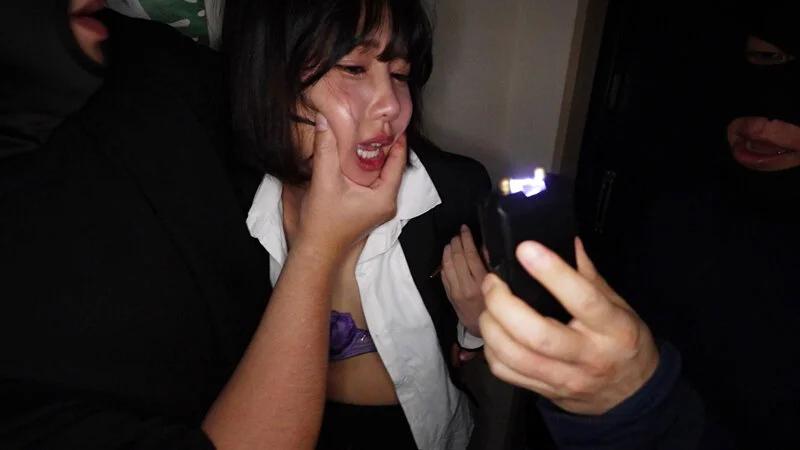 一人暮らしのOLを狙う鬼畜レ●プ集団自宅押込み中出し強●性交 被害者M.Uさん ギャラリー 1