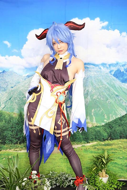 ビジュ良すぎ！性欲つよっつよ！どすけべ腰振りチ〇ポおねだり！【撮影会で絶大な人気を誇るコスプレイヤー美少女】連続生中出し子作り孕ませ種付け妊娠オープンワールドファック 一条みお ギャラリー 1