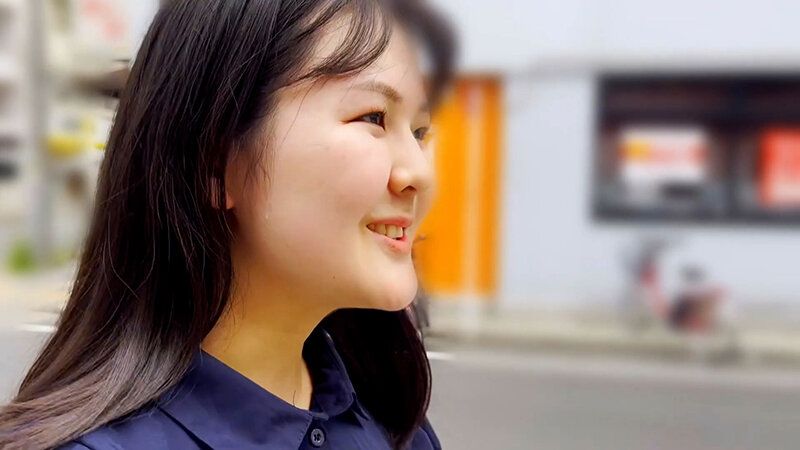 M男が街中で女性に声をかけてキスさせてもらう 書店員 りかちゃん ギャラリー 1