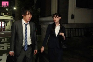 歓迎会で終電を逃した僕に「先輩うちに泊まっていきます？」と肉食系の新卒女子が小悪魔な甘い囁き。誘惑に負けて何度もSEXした 新ありな ギャラリー 1