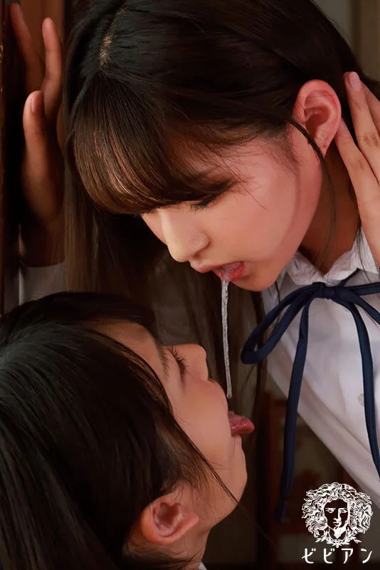 しっとり濡れた肉厚ベロをねっとり濃厚に絡ませ没頭する 人生最高のレズキス 50連発8時間