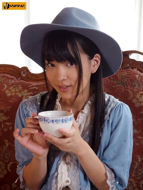 世間知らずの社長令嬢がアヘ顔の絶頂奴●に成り下がった… あべみかこ