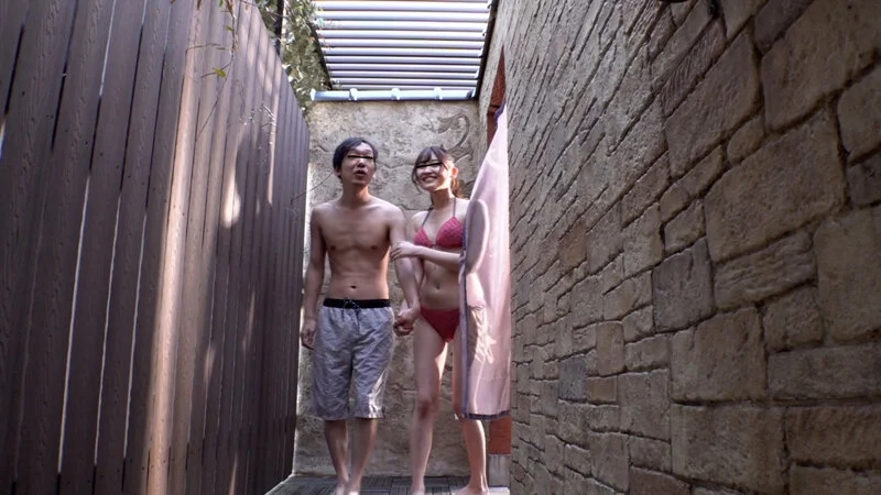 人目を忍んで露天風呂でヤリまくる素人カップル盗撮