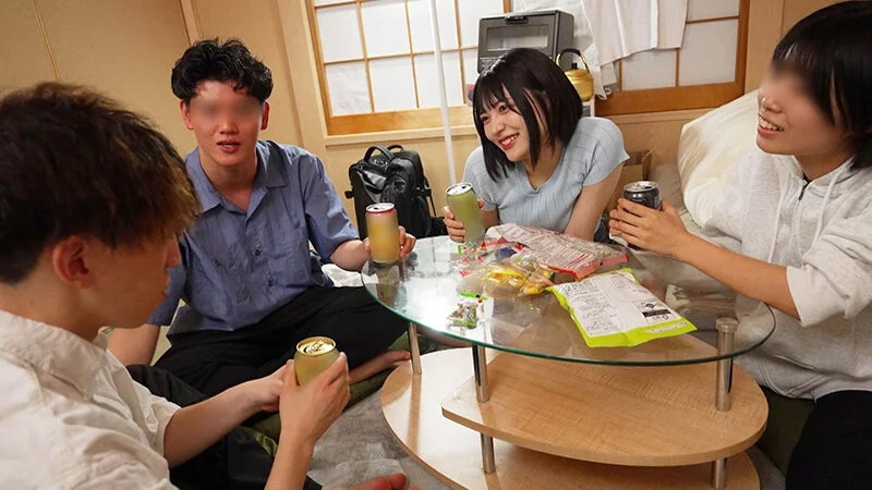 「おチ○コの候補くらいに思ってたのに…」サークルで目立たない地味男くんの極太チ○コ＆激ピスで何度も突かれ絶頂ドM堕ち！デカチンの虜になった女子大生ゆみ （メスガキ32） 虹村ゆみ