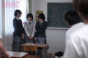 男子校に訳あり入学した女子は、男生徒たちの●●●●●にされる。 八坂凪 小松本果 もなみ鈴 ギャラリー 5