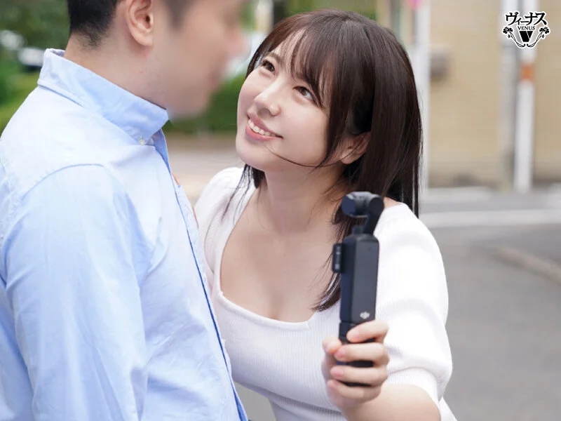 素人男性食べちゃいました―。一色さらが恋人気分で中出しセックスドキュメント