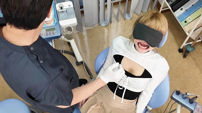 お口の中をじっくり見せてくれませんか？～アパレル店員はるのさん～ 安堂はるの