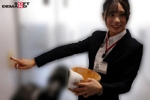 「あなたのお背中、お流しします」攻められ好きなエゴマゾユーザー様宅のお風呂場で混浴接待 ジーっと見つめて丁寧に寄り添うハダカの密着SEX実習！ホテルコンシェルジュだった経験を活かした高～いご奉仕精神でユーザー様のオチ●ポもカチンコチン！松川令奈（メディア… ギャラリー 8