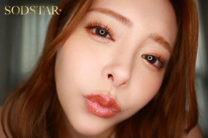 【完全主観×乳首責め騎乗位×淫語ASMR】超変態的な馬乗り痴女お姉さんの悶絶トライアングルSPECIAL！！！ 小倉由菜 ギャラリー 3