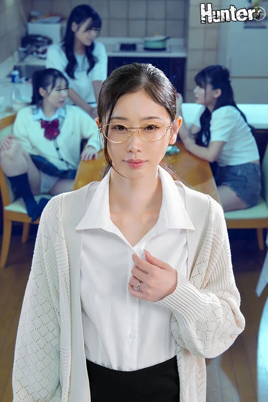 絶望家族 再婚した旦那は無職で、小説家になると言いつつ生活費も入れずにギャンブル三昧。義息子は社会不適合で自宅に引きこもり、娘たちは自分勝手にやりたい放題…。家庭崩壊を決定的にした父親と義息子の狂行の一部始終。