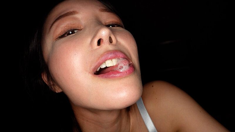 言葉責めソフトSの三白眼ドエロ姉さんがM男に濃厚鼻フェラ ギャラリー 1