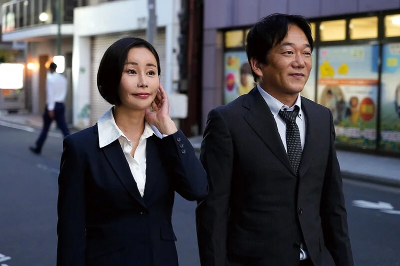 メンズエステに行ったらまさかの女上司が！？立場逆転！いいなりタダマン女にしてやった！！ 明里ともか