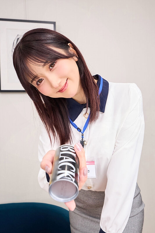 【VR】欲求不満のお姉さま方が集う秘密クラブは、僕のチ〇ポを奪い合う会員制ハーレムBARだった！～仕事のうっぷんを秘密クラブで発散するOLの逆夜●いSEX～ 大槻ひびき