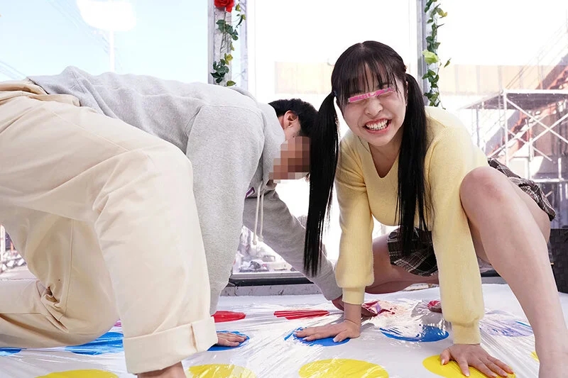 顔出しMM号 ザ・マジックミラー Hカップ以上限定 Wデート中の仲良しカップル交換企画！爆乳女子大生が「彼氏交換！青空脱衣ツ○スター」に挑戦！密着しすぎて親友の彼チ○ポがハプニング生挿入！そのまま生中出し！