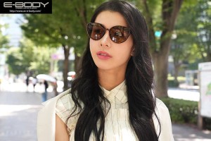 海外から緊急帰国 パ○コレ出場アジアンモデルがバキバキBODY引っ提げて鮮烈のAVデビュー 東雲つばき ギャラリー 1