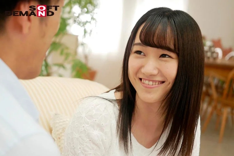 近所にいそうな見るからに性格良しのお姉ちゃんは超恥ずかしがりっ子で実は隠れ巨乳Gカップ しかも経験人数1人、経験回数1回 それって限りなく「処女」じゃん 若宮穂乃 ハニカミAVデビュー