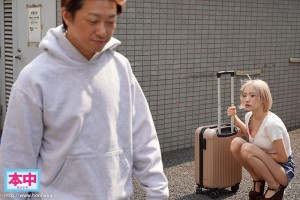 ねぇ、今日も泊めてくれたら…お礼に中出しさせてあげる エッチなおねだりなんでもOK！！発射無制限で何度も精子ぶっこ抜いてくれる超～優しい令和ギャル 春陽モカ ギャラリー 2