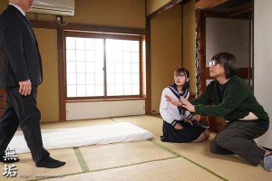 私を縛って犯してください… マゾに目覚めた制服美少女は緊縛調教を志願する 響乃うた ギャラリー 2