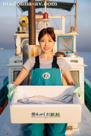 房総の海で出逢った。潮風を浴びた健康ボディ、’活きのイイ’地元妻―。 マドンナが見つけた、’海の幸’ 三好舞花 AVデビュー ギャラリー 1