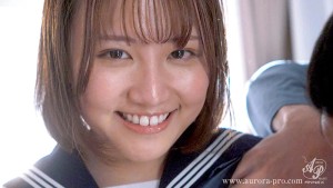 「わたし…おじさんにオッパイを滅茶苦茶にされたい…」中年チ〇ポ偏愛巨乳女学生 ひとり留守番中に近所のオジサン達に悪戯されて…淫乱中出し孕ませ懐妊 先生もクラスメイトも知らない本当の私… 天月あず ギャラリー 3