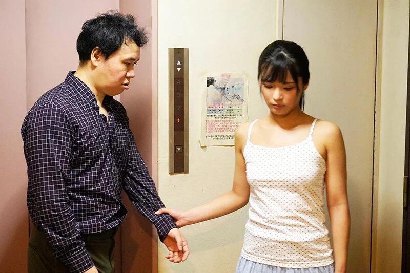 オジサンは私の事、必要としてくれる？ 隣でいつも留守番しているウブロリ娘がまさかのノーブラ乳首ポッチで誘惑！ 久留木玲 ギャラリー 2