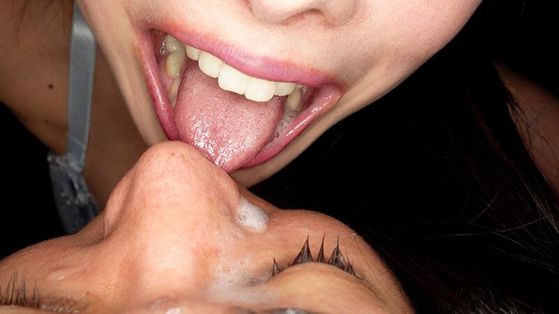 言葉責めソフトSの三白眼ドエロ姉さんがM男に濃厚鼻フェラ ギャラリー 16