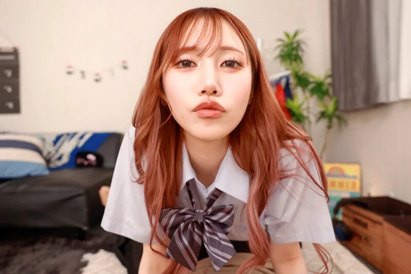 【VR】初めて彼女ができた童貞兄にHowtoSEXしてくれるおせっかいなギャル妹 斎藤あみり