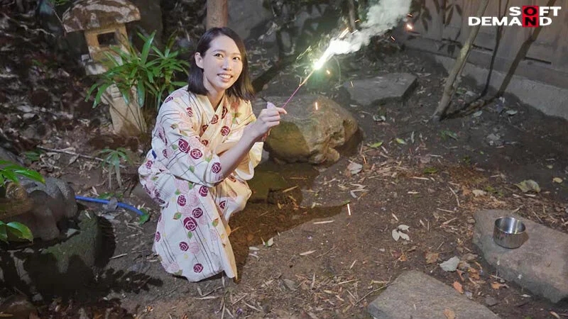 旦那には絶対ナイショの性癖。古都・京都からきたはんなりドM奥さん 三池小春 34歳 第4章 初めての放尿、露出プレイ ドマゾ人妻の新たな性が開花する 非日常な変態行為に過去最高にイキ果てる 一泊二日巣ごもり絶頂温泉旅行