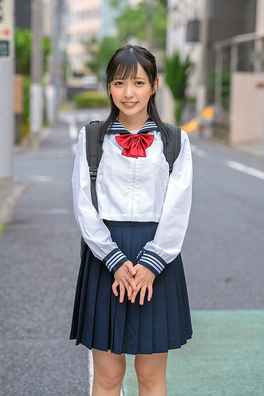 素人バラエティ  聖水を1杯3万円で売って下さい！街角でナンパしたうぶっこJ○が挑戦する、オメコ蛇口から小便ゴキュゴキュ！おしっこ飲ませチャレンジ！人生初の放尿プレイですっかりあたおかになった素人娘は小便ぶちまけのナマ中出しSEXもOKしちゃうのか？2 ギャラリー 20