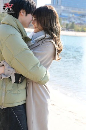 セックスはラブホまでお預け 耳元でささやき、焦らして焦らして高め合ってのイチャラブ濃密セックス 池田マリナ ギャラリー 1