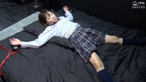 「敏感学生に大の字拘束なるか？ さらにハードなガマンチャレンジ」 一条みお わかしラボVol.19- 3 ギャラリー 1