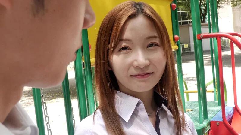 【4K】人妻不倫上司 相部屋NTR調教 新人のときから憧れていた人妻上司とまさかの相部屋…そしてボクらは深い仲になった 小春まり ギャラリー 1