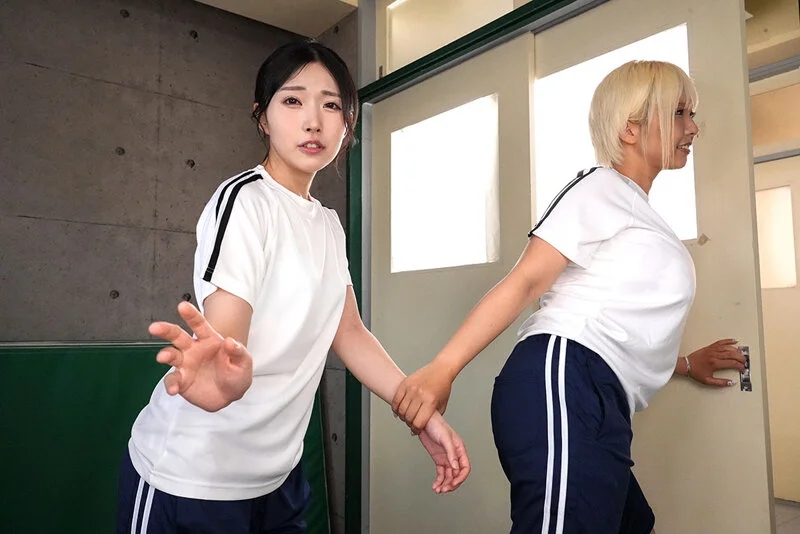 【VR】貧乳カップルNTR 性別を超える愛を誓った私たちは、カースト上位の爆乳女子にいともたやすく寝取られ、壊されました。乙アリス