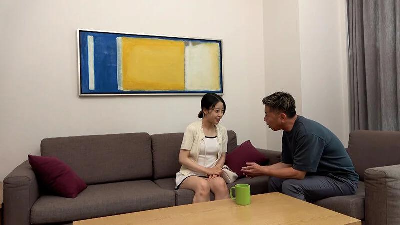 透き通る様な白い美肌の21歳韓国美女を翻訳アプリを駆使してナンパ！純情で淫乱！？驚愕ボディにパコ嵌めSEX！ ギャラリー 1