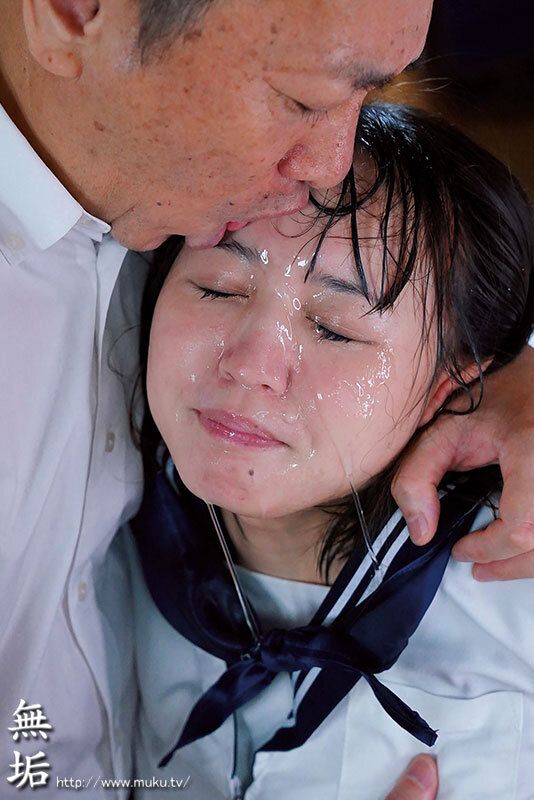 マニアックな性癖にぶっささる偏愛AV 顔中唾液でべっとべと… 少女が顔面のねっちょねちょのくっさい唾にまみれてイキまくる！ 唾液マニアに贈る究極の4時間 ギャラリー 6