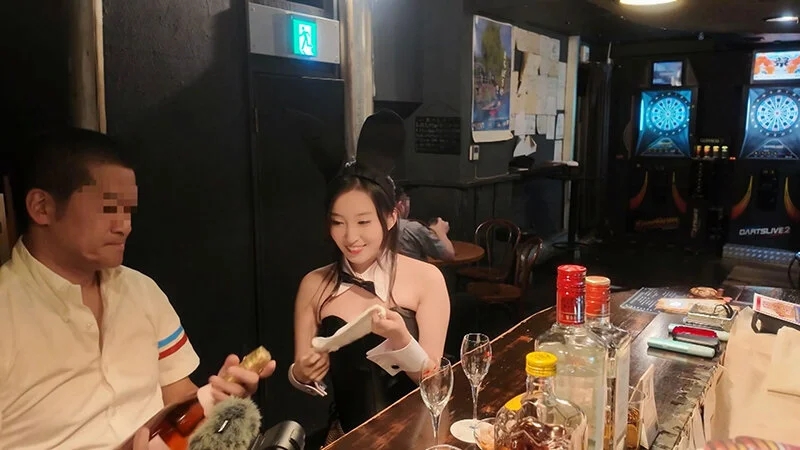 止まらない誘惑 天性の小悪魔バニーのチンデレ淫語 月野かすみ