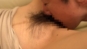 愚息を更生させる為、直ぐに勃起する悪い肉棒を鎮めるフェラ！無防備な母に暴走する愚息との期待と背徳の禁断SEX！ ギャラリー 6