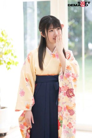 経験人数たった1人。新潟出身のお嬢様音大生 平井花音さん（22）卒業直前にAV出演。処女喪失からわずか半年でカメラの前でFカップの美乳を揺らす。「東京で火遊び始めます」 ギャラリー 2