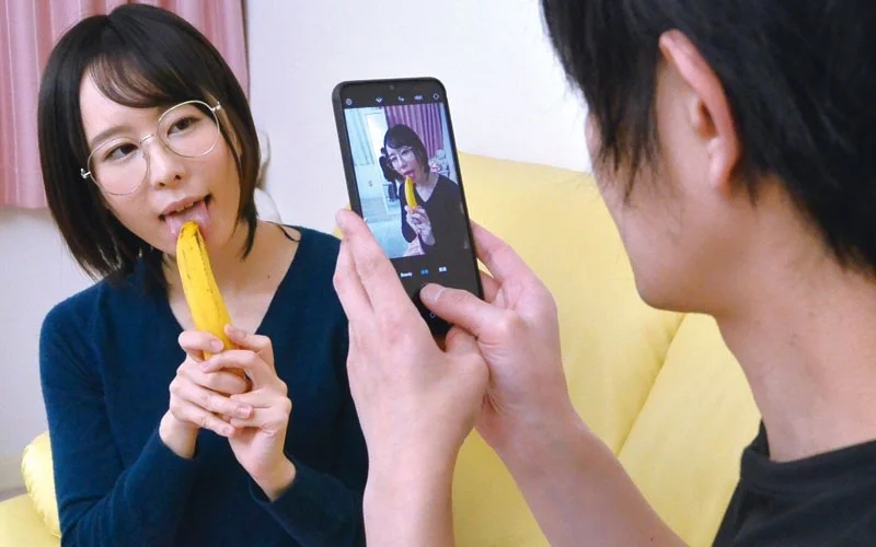 同人漫画家の卵×アニメ声×メガネ×巨乳な妹が俺にエロ描写の相談にきたのだが…牧村柚希