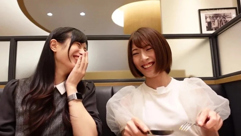 ＃はじめての＃レズキスは＃阿部乃みくと＃野外で＃なんていかがでしょう？