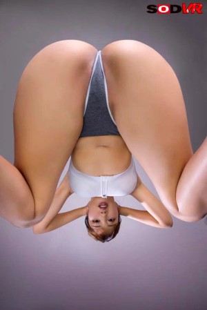 【VR】【8K】際どすぎるセクハラトレーニングに流されるまま激ピスされてイキ堕ちした美尻トレーニー 木下ひまり ギャラリー 2