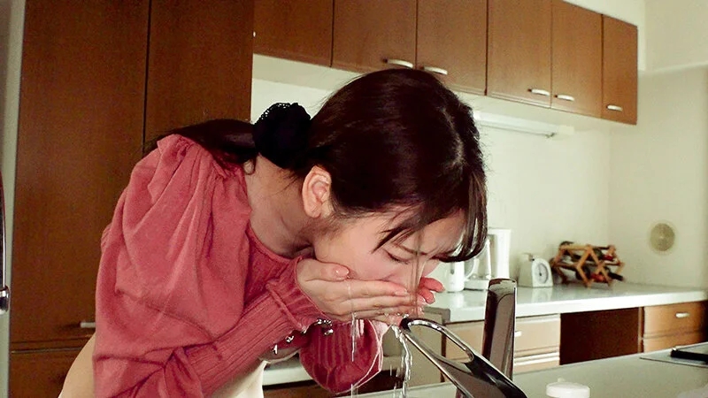 義父にねとられる媚薬中毒の妻 末広純