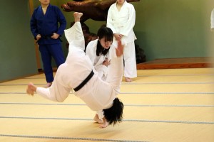 まさかこんなけなげなひよこ女子が…媚薬を盛られ理性完全崩壊！！ところかまわず異物オナニー！イキ漏らしアクメ！！ 5 ギャラリー 1