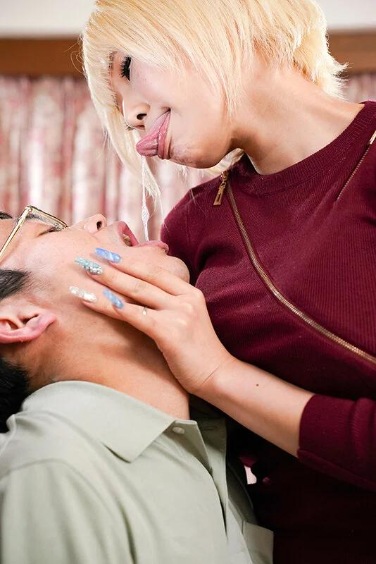 夫に感化され見た目も性格も変わるも純情を取り戻した巨乳巨尻妻 乙アリス ギャラリー 5