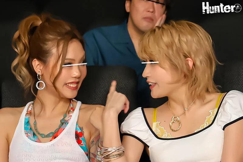 平日昼間の映画館で客はボクとギャルだけ…。2 あんなに観たかった映画なのに…ずっと服の上からボクの乳首とチ○ポをいじくり倒してくるギャルの… ギャラリー 2