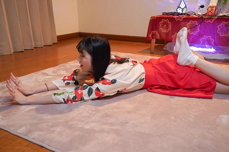 客から金をだまし取るインチキイタコ 沙月ふみの