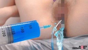 マジックミラー号 青春を部活に捧げるスポーツ女子大生限定！膣内洗浄でカラダのお悩み即解決！練習終わりのJDむれむれおマンコからジョボジョボ恥じらい大噴射！敏感になったキツマンへデカチン挿入！ ギャラリー 4