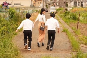 チビ童貞と巨女お姉さんの巨姦SEX 192cm巨乳デカ女降臨 タッパと尻のデカい女がタイプです。 辻井ほのか ギャラリー 5