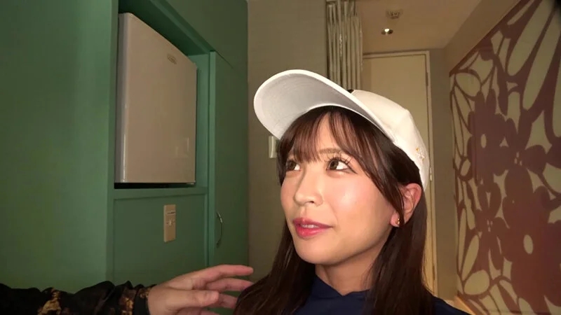 【4K】デカチン男優とハメ撮りいちゃラブSEX 小那海あや